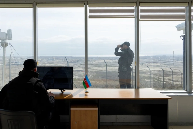 SOMDA-da müddətdən artıq həqiqi hərbi xidmətə qəbul olmaq istəyənlərin NƏZƏRİNƏ