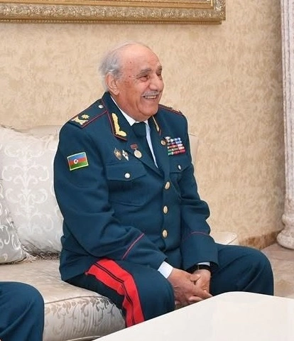 Azərbaycanda tanınmış general VƏFAT ETDİ