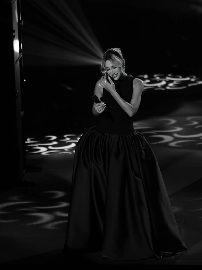 Röya Ayxanın 25 illik səhnə fəaliyyətinə həsr olunan KONSERTDƏN GÖRÜNTÜLƏR Röya Ayxanın 25 illik səhnə fəaliyyətinə həsr olunan KONSERTDƏN GÖRÜNTÜLƏR