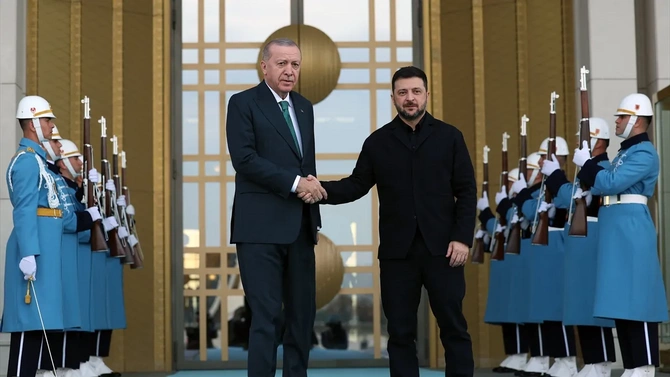 Ankarada Ərdoğanla Zelenskinin görüşü başlayıb