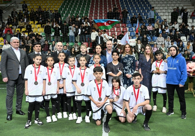 Leyla Əliyevanın təşəbbüsü ilə uşaq evlərinin komandaları arasında növbəti minifutbol turniri təşkil olunub Leyla Əliyevanın təşəbbüsü ilə uşaq evlərinin komandaları arasında növbəti minifutbol turniri təşkil olunub