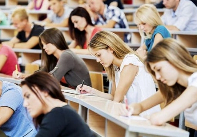 Universitetlər subbakalavrları niyə istəmir? Universitetlər subbakalavrları niyə istəmir?