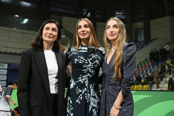 Leyla Əliyevanın təşəbbüsü ilə uşaq evlərinin komandaları arasında növbəti minifutbol turniri təşkil olunub Leyla Əliyevanın təşəbbüsü ilə uşaq evlərinin komandaları arasında növbəti minifutbol turniri təşkil olunub