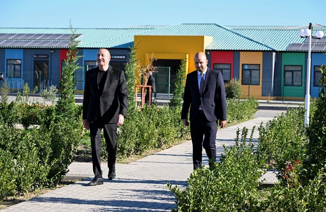 İlham Əliyev Zəngilanın Ağalı kəndinin 2-ci mərhələsinin və Məmmədbəyli kəndinin açılışlarında iştirak edib İlham Əliyev Zəngilanın Ağalı kəndinin 2-ci mərhələsinin və Məmmədbəyli kəndinin açılışlarında iştirak edib