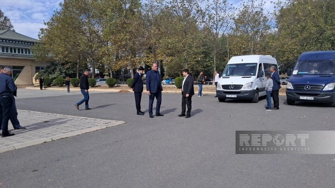 Ağdərənin Həsənriz kəndinə növbəti köç karvanı çatıb Ağdərənin Həsənriz kəndinə növbəti köç karvanı çatıb