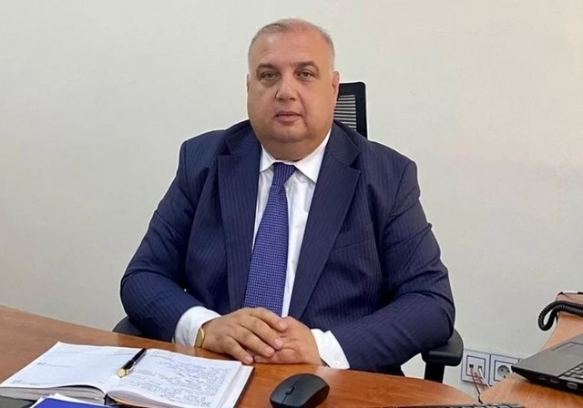 Bakıda çökən əmlak bazarı: Mənzillərin baha olmasının səbəbi nədir? Bakıda çökən əmlak bazarı: Mənzillərin baha olmasının səbəbi nədir?