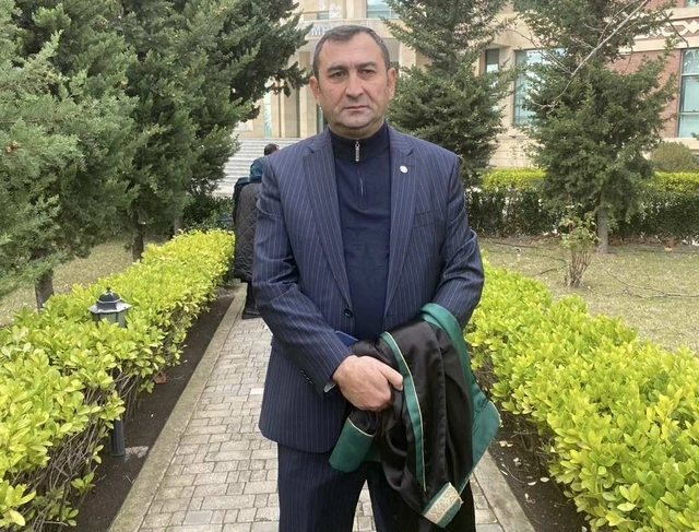 Tanınmış vəkillərin fəaliyyətləri dayandırıldı - Biri İlkin Süleymanovun müdafiəçisidir Tanınmış vəkillərin fəaliyyətləri dayandırıldı - Biri İlkin Süleymanovun müdafiəçisidir