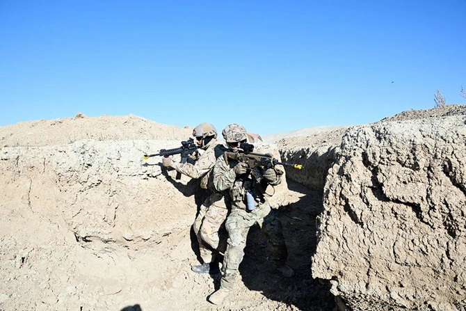 "Sarsılmaz Tərəfdaşlıq-2025" birgə xüsusi təyinatlı qüvvələr təlimi sona çatıb "Sarsılmaz Tərəfdaşlıq-2025" birgə xüsusi təyinatlı qüvvələr təlimi sona çatıb