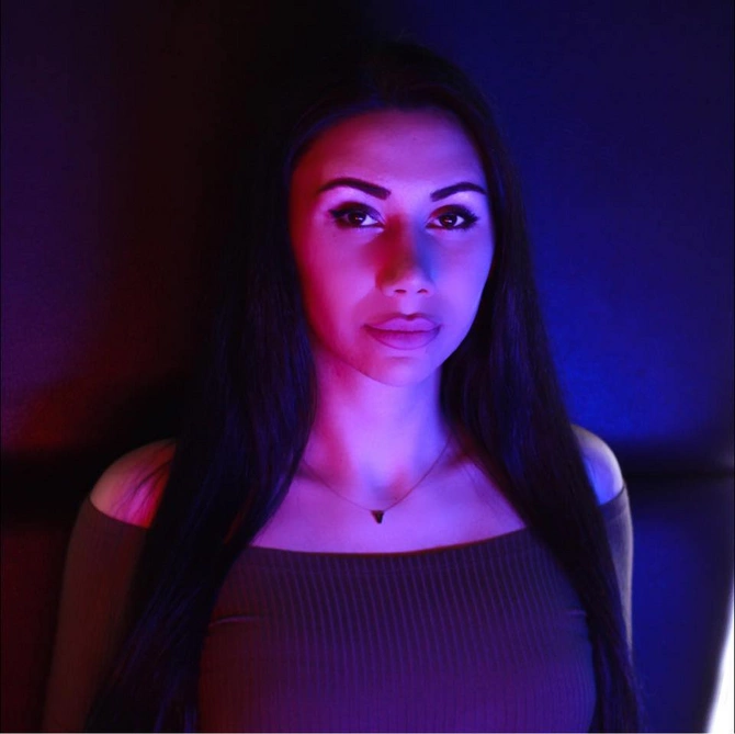 Стали известны подробности трагической смерти известной певицы в Баку Стали известны подробности трагической смерти известной певицы в Баку