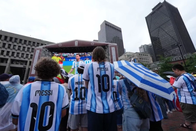 Messi sevgisi sərhəd tanımır: Dünya çempionatına getmək üçün evini satdı