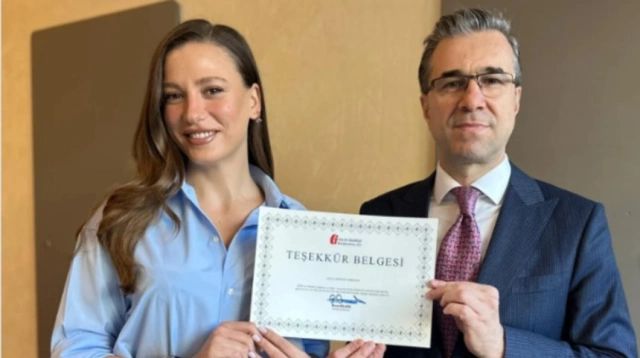 Serenay Sarıkayanın diqqətsizliyi ona baha başa gəldi - İki dəfə 30 000 ödəyibmiş...