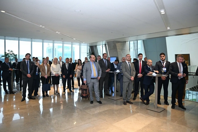Azərbaycan və ABŞ qarşılıqlı investisiyaların artırılmasını müzakirə edib