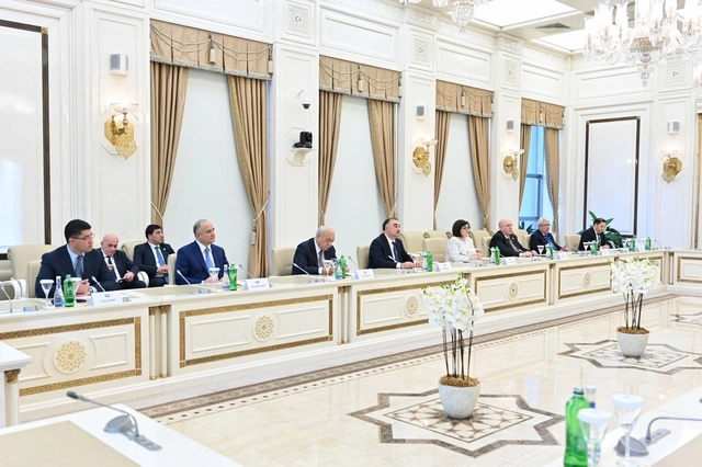 Milli Məclisdə kadr və struktur dəyişikliyi olub