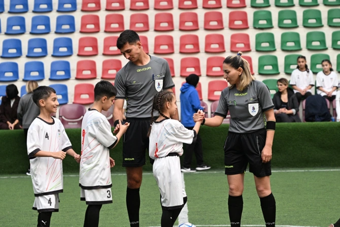 Leyla Əliyevanın təşəbbüsü ilə uşaq evlərinin komandaları arasında növbəti minifutbol turniri təşkil olunub Leyla Əliyevanın təşəbbüsü ilə uşaq evlərinin komandaları arasında növbəti minifutbol turniri təşkil olunub