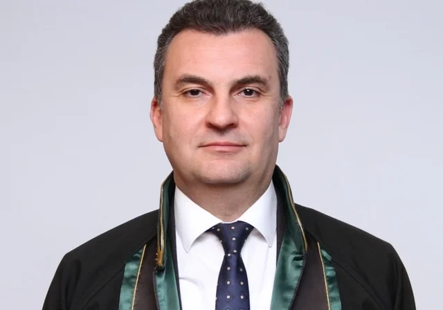 Adını dəyişmək istəyənlərə MƏHDUDİYYƏTLƏR: Kimlərə 