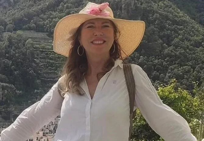 İş qadını çantasını oğurlayan adamı maşını ilə 4 dəfə vurub qaçdı
