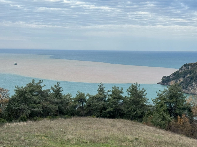 Dəniz rəngini dəyişdi - SƏBƏB