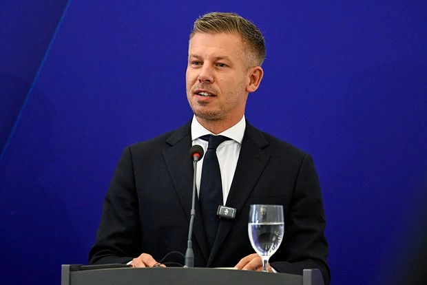 Avropanın bu ölkəsində dizel avtomobil sahiblərinə nağd pul ödəniləcək