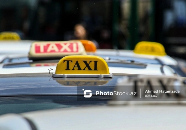 Sərnişinlər metro əvəzinə taksini seçirlər - SƏBƏB