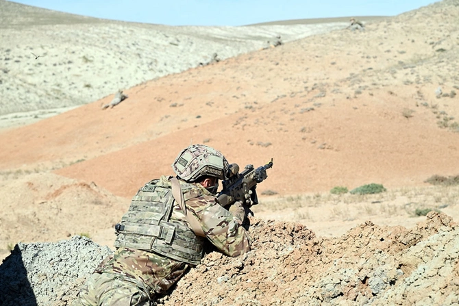 "Sarsılmaz Tərəfdaşlıq-2025" birgə xüsusi təyinatlı qüvvələr təlimi sona çatıb "Sarsılmaz Tərəfdaşlıq-2025" birgə xüsusi təyinatlı qüvvələr təlimi sona çatıb