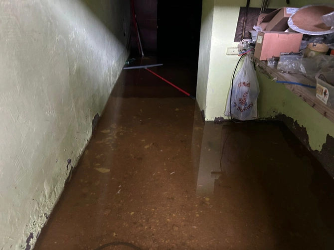 Sumqayıtda evləri su basdı