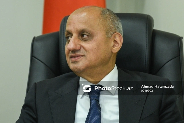 Himayəsində əlil övladı olan işçilər attestasiyadan azad OLUNA BİLƏRLƏR?