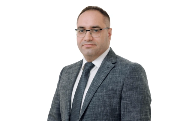 Cahangir Əsgərovun bankının sədri işdən çıxdı