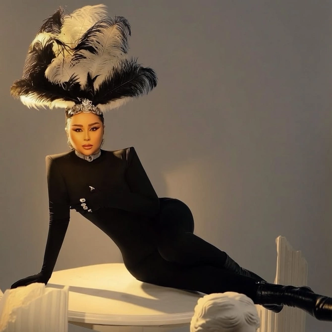 45 yaşı tamam olan Xatirə İslamdan YENİ FOTOSESSİYA