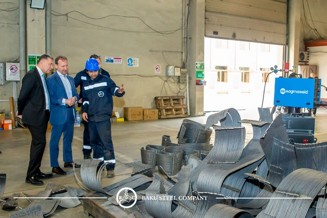 Polad incəsənətə çevriləndə - Baku Steel Art