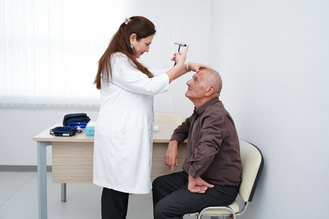 Bu şəxslər icbari tibbi sığortanı ödəməkdən azaddır - SİYAHI