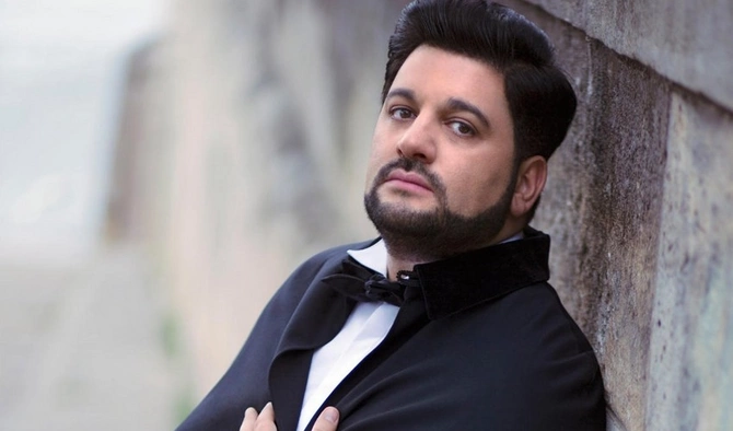 Vəzifəsi olan AZƏRBAYCANLI MƏŞHURLAR - SİYAHI