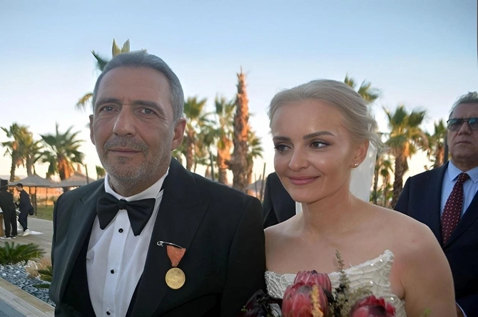 Beşinci dəfə evlənən aktyora atasının hədiyyəsi gündəm oldu