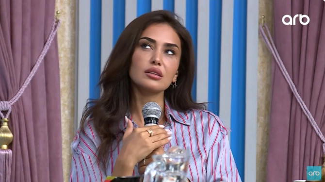 Ailəsindən danışan Pərvin Abıyeva: 
