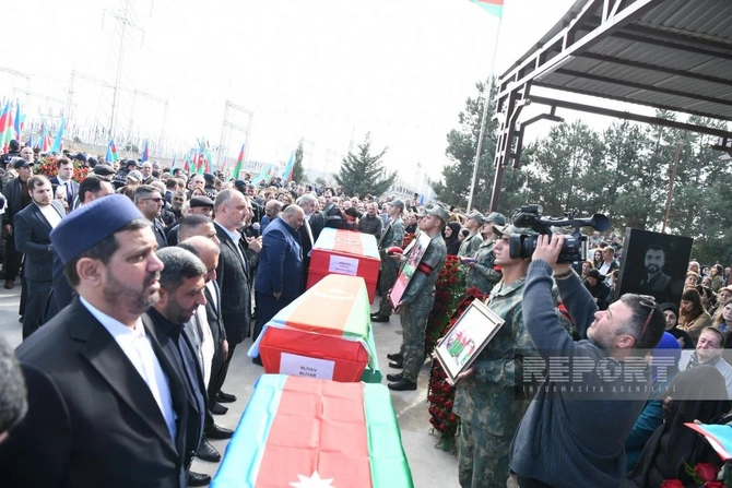 I Qarabağ müharibəsinin daha üç itkin-şəhidi dəfn olunub I Qarabağ müharibəsinin daha üç itkin-şəhidi dəfn olunub