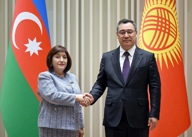 Qırğızıstan Prezidenti Sahibə Qafarovanı qəbul edib