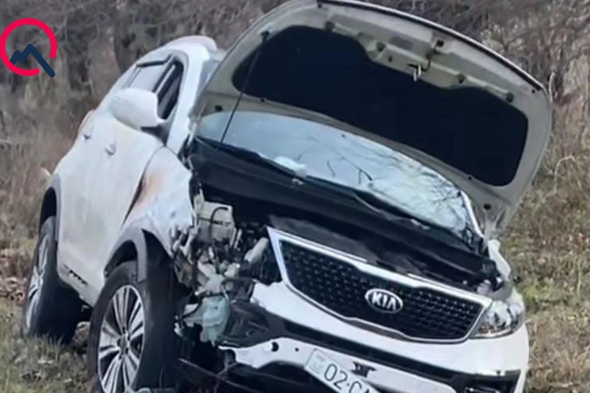 Şəhid bacısı Ağcabədidə qəzaya düşdü: Yaralılar var