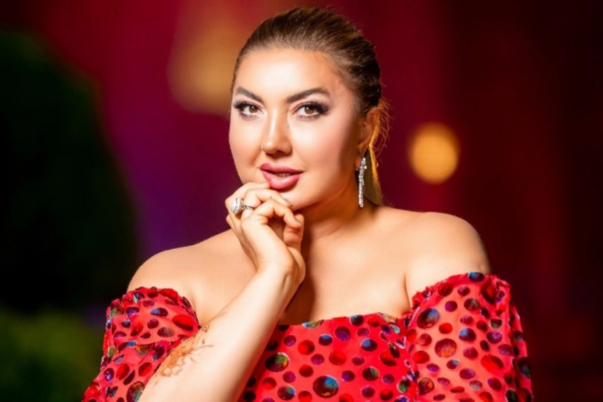 Nazilə Səfərli: Həmin müğənnilər oğrularla əlbirdir Nazilə Səfərli: Həmin müğənnilər oğrularla əlbirdir