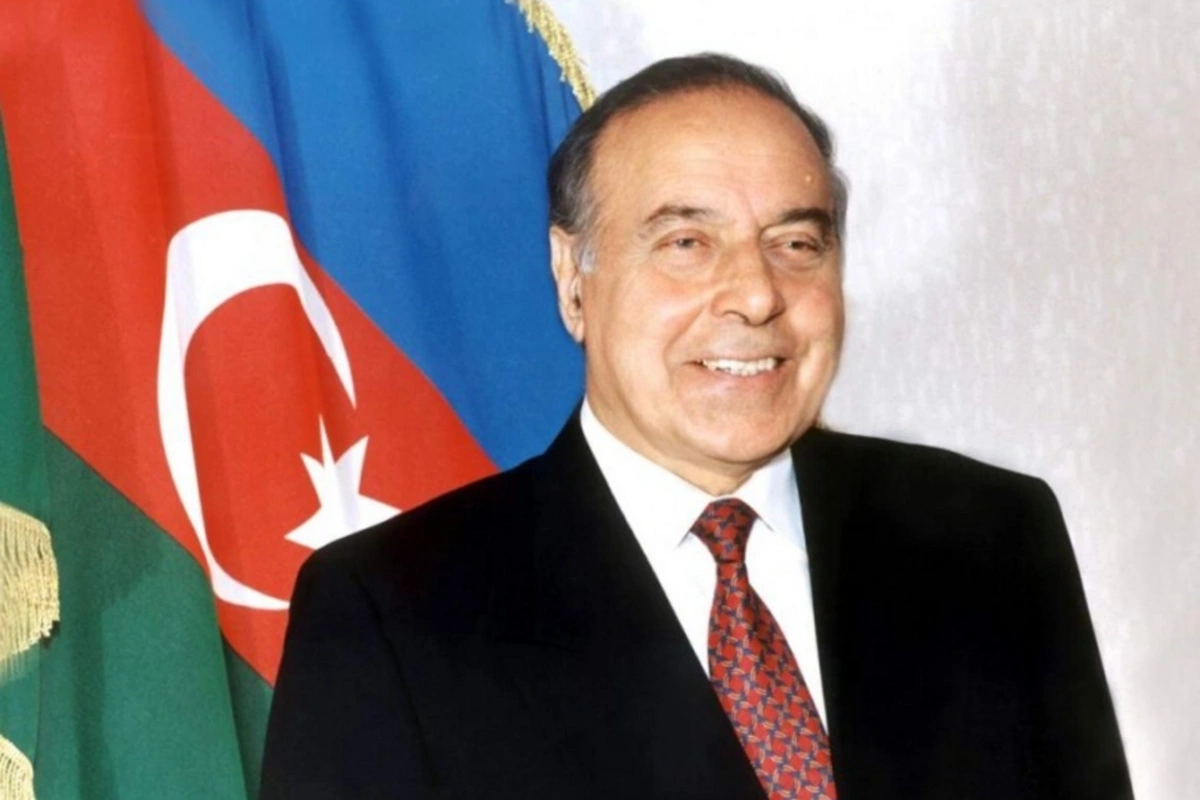 Великий сын великого народа