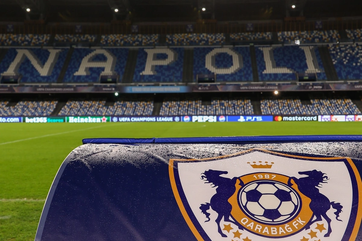 Napoli və Qarabağ komandalarının start heyətləri açıqlanıb