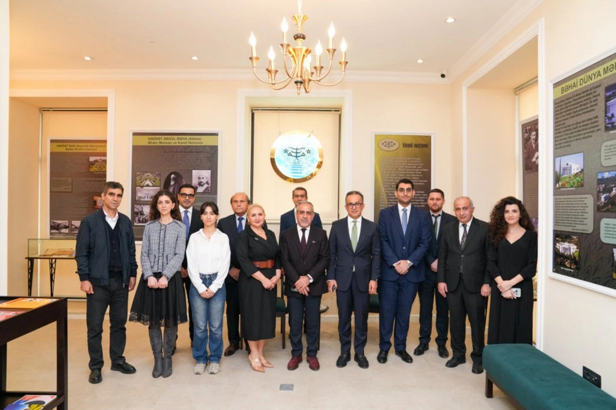 Komitə sədri Azərbaycan Bəhailəri Dini Mərkəzinin fəaliyyəti ilə tanış olub