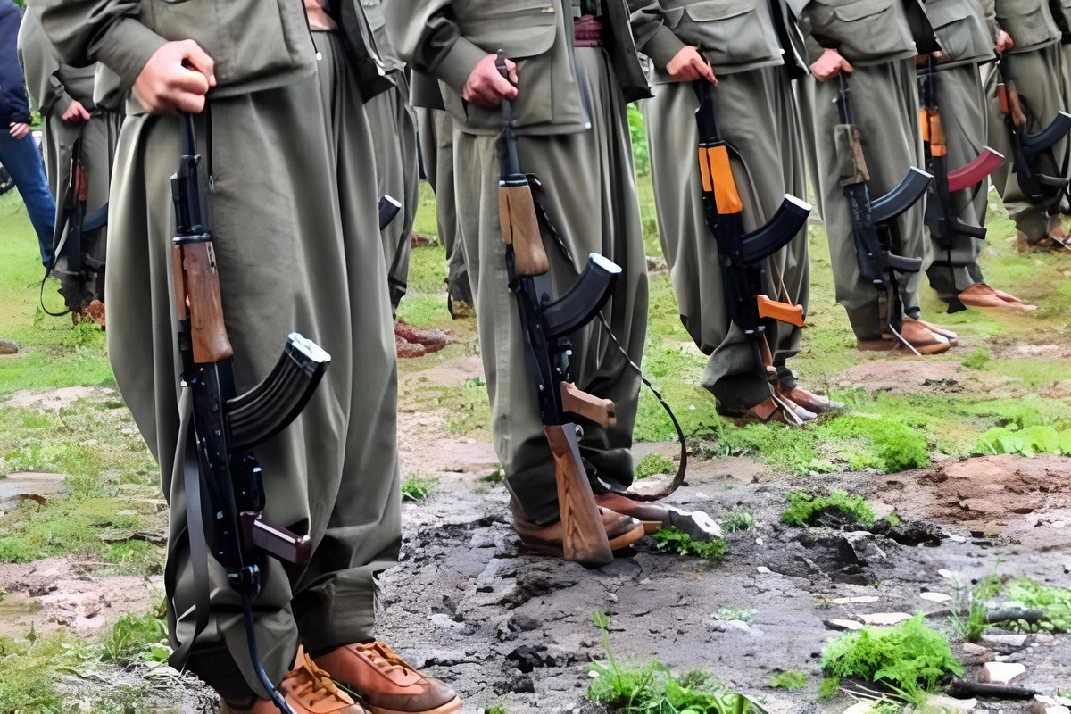 PKK terror təşkilatı özünü buraxdığını açıqlayıb