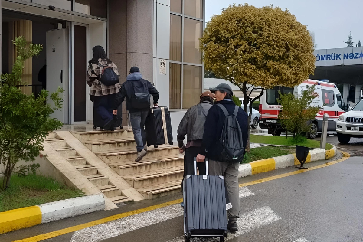 İrandan 1 Azərbaycan vətəndaşı və 3 Norveç diplomatı təxliyə edilib