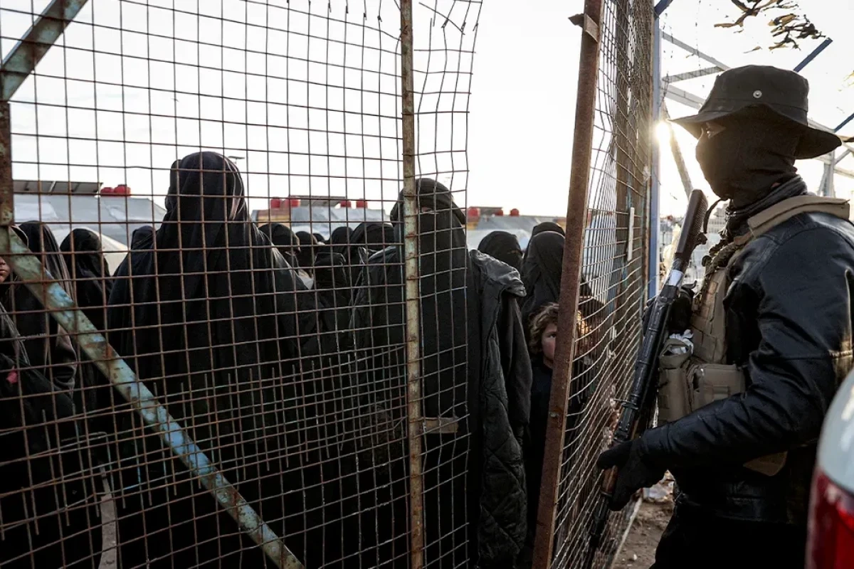 İraq Suriyadan gətirilən 2,2 min İŞİD üzvünü qəbul edib