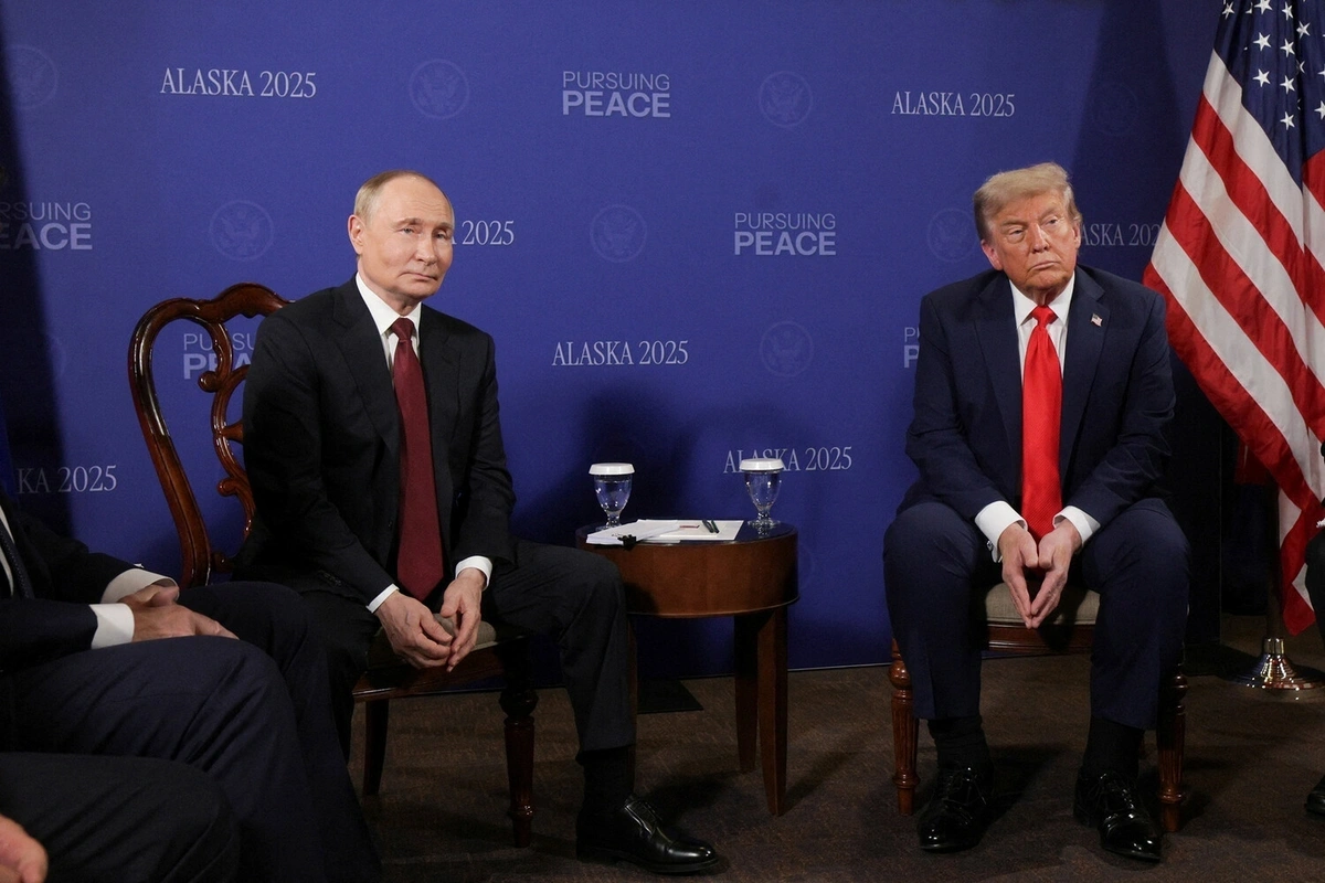 На встрече с Трампом Путин потребовал сделать русский язык официальным в Украине