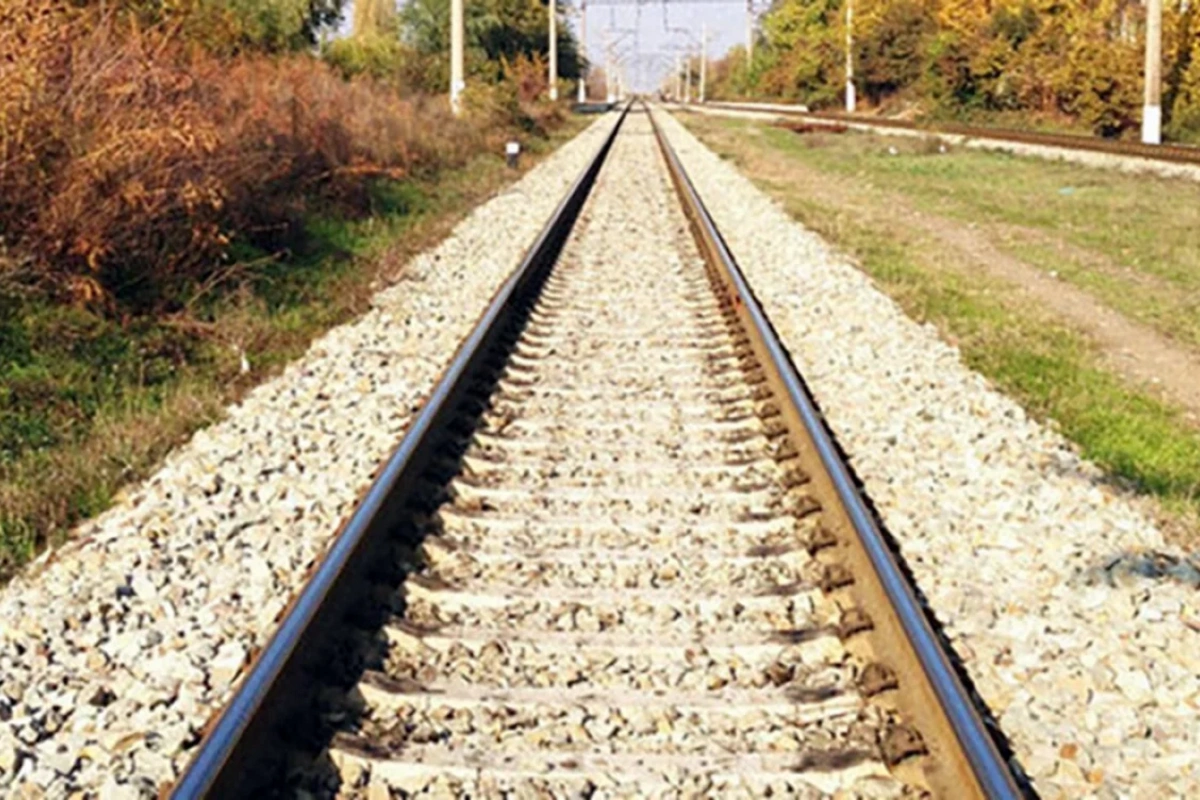 Yeni Suraxanı-Hövsan dəmiryol xətti bərpa ediləcək, layihələndirmə işlərinin 30 %-i yekunlaşıb