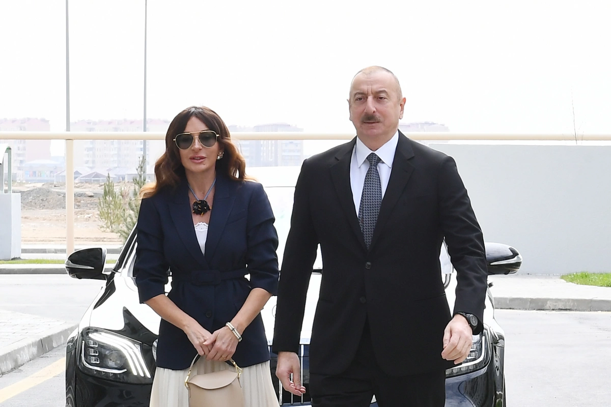 Milli Məclis İlham Əliyev və Mehriban Əliyevanı Müstəqillik Günü münasibətilə təbrik edib Milli Məclis İlham Əliyev və Mehriban Əliyevanı Müstəqillik Günü münasibətilə təbrik edib