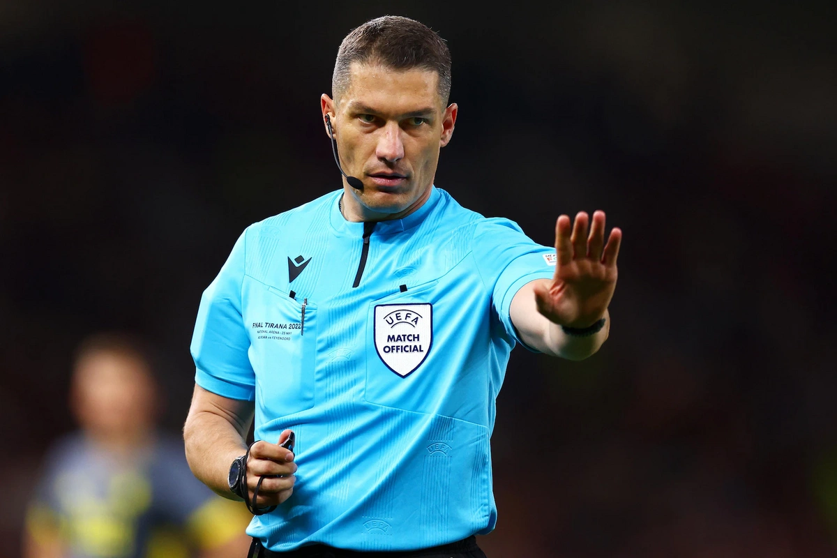 Barselona - Atletiko oyununun hakimi Çempionlar Liqasından uzaqlaşdırıldı