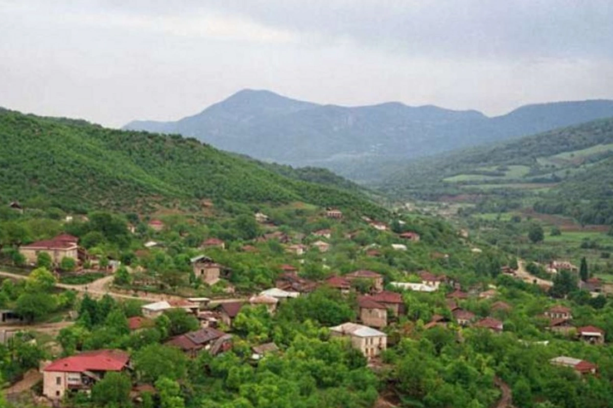 İlin sonuna Xocavəndin kəndlərində 1 552 ev təmir olunaraq ailələrə veriləcək İlin sonuna Xocavəndin kəndlərində 1 552 ev təmir olunaraq ailələrə veriləcək