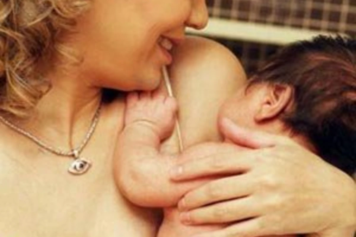 Nura ve yeni oglu :)