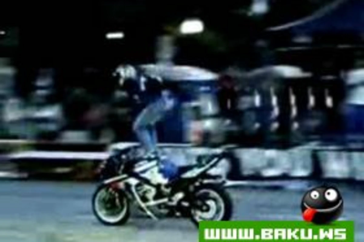 Motosiklde Salto